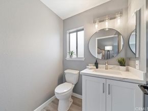 26702 via linares, Mission Viejo CA 92691