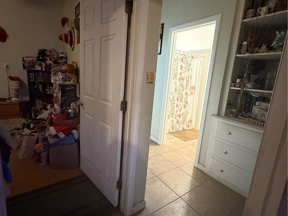 407 N Philadelphia Street, Anaheim CA 92805