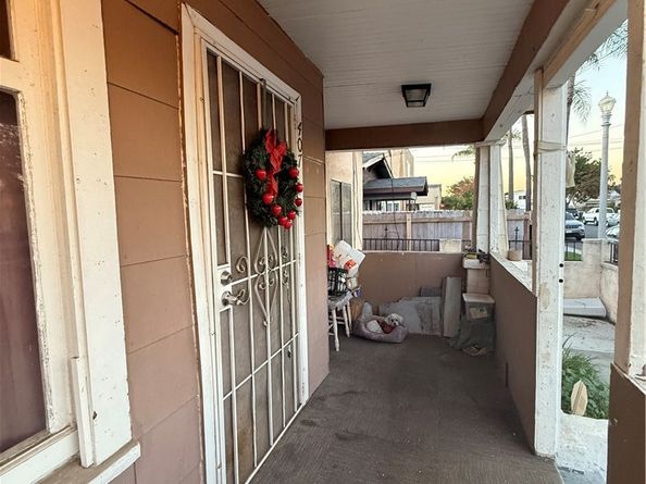 407 N Philadelphia Street, Anaheim CA 92805