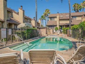 9625 Sylmar Avenue 29, Panorama City CA 91402