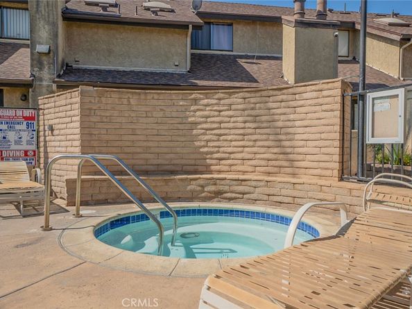 9625 Sylmar Avenue 29, Panorama City CA 91402