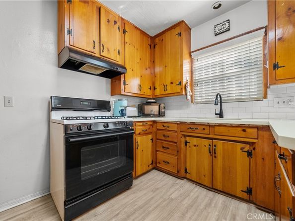 1874 Chickasaw Avenue, Los Angeles CA 90041