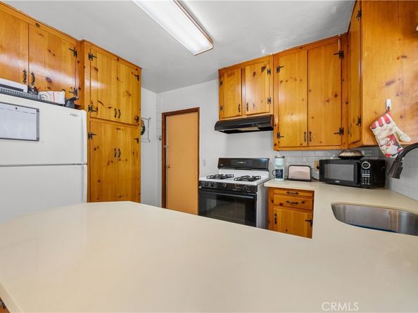 1874 Chickasaw Avenue, Los Angeles CA 90041
