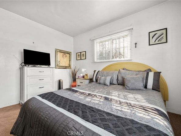 1874 Chickasaw Avenue, Los Angeles CA 90041