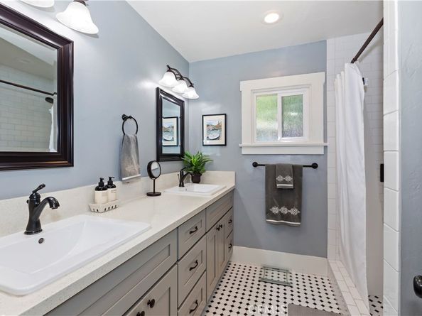 313 N 8th, Upland CA 91786