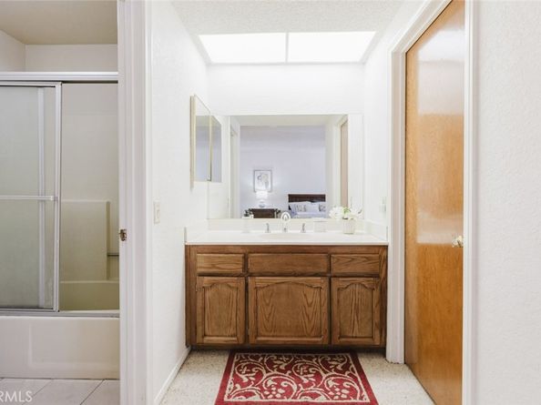 11827 Loma Drive 15, Whittier CA 90604