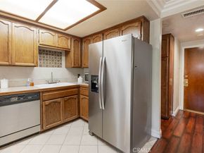 11827 Loma Drive 15, Whittier CA 90604