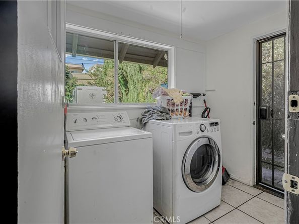 1129 Logan, Los Angeles CA 90026