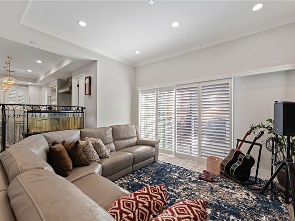 1308 E Broadway, Glendale CA 91205