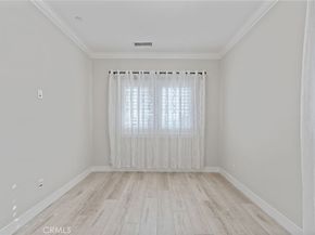 1308 E Broadway, Glendale CA 91205