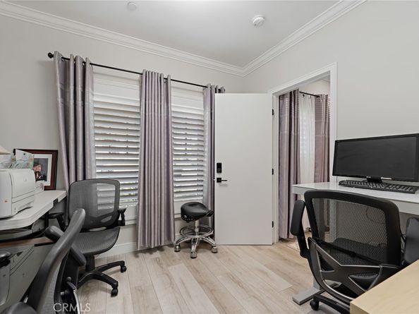 1308 E Broadway, Glendale CA 91205