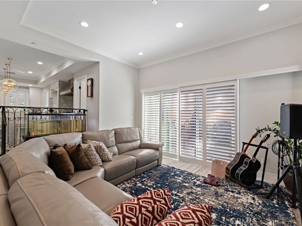 1308 E Broadway, Glendale CA 91205