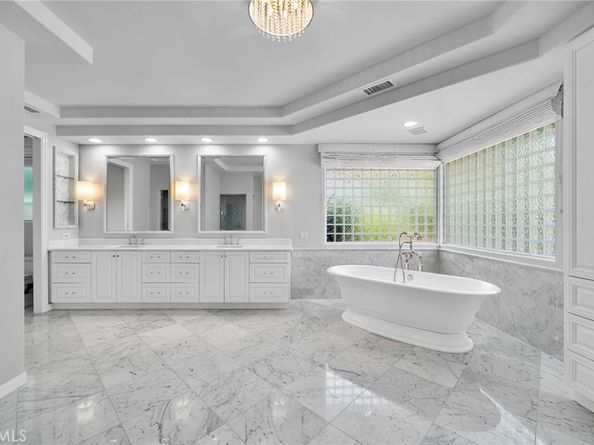 141 W 21st Street, Upland CA 91784