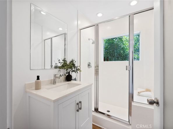 1690 N Crescent Heights, Los Angeles CA 90069