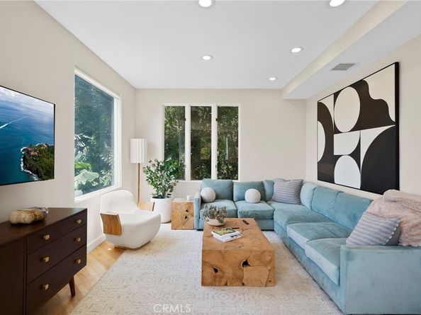 1690 N Crescent Heights, Los Angeles CA 90069