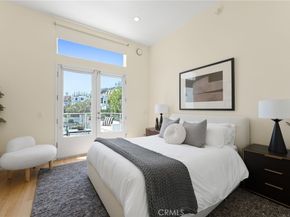 1690 N Crescent Heights, Los Angeles CA 90069