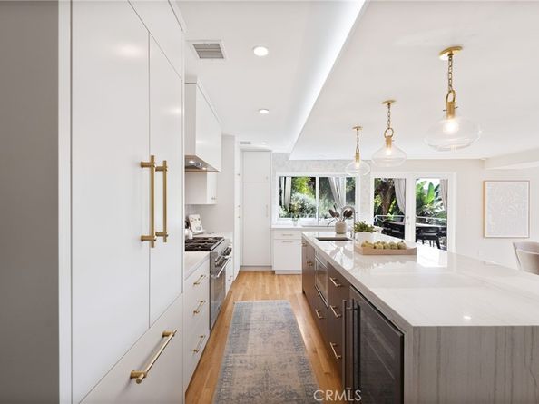 1690 N Crescent Heights, Los Angeles CA 90069