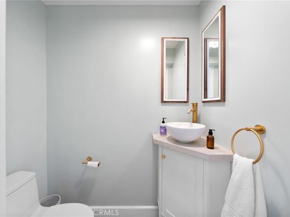 1690 N Crescent Heights, Los Angeles CA 90069