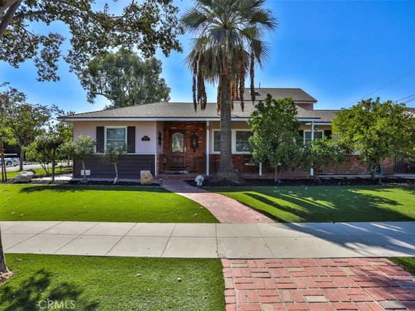 307 W 11th Street, Azusa CA 91702