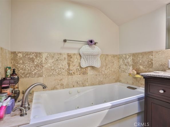 307 W 11th Street, Azusa CA 91702