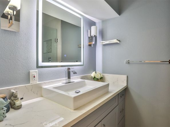 307 W 11th Street, Azusa CA 91702