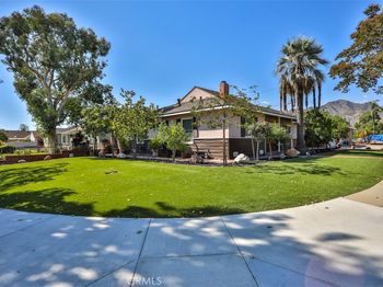 307 W 11th Street