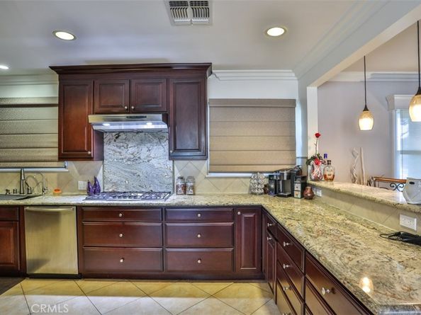 307 W 11th Street, Azusa CA 91702