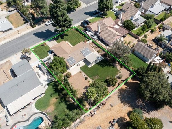 834 E Spruce Street, Ontario CA 91761