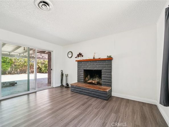 1260 Lincoln Avenue, Pomona CA 91767