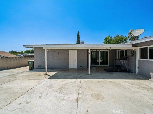 1260 Lincoln Avenue, Pomona CA 91767