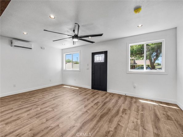 1385 Val Vista Street, Pomona CA 91768