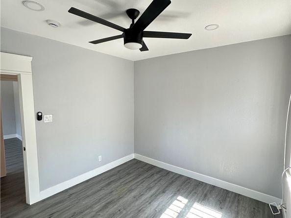 696 E 51st Street E, Los Angeles CA 90011