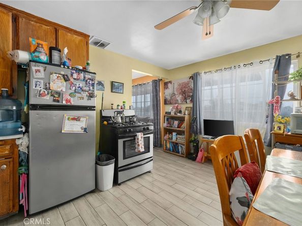 20822 Roseton Avenue, Lakewood CA 90715