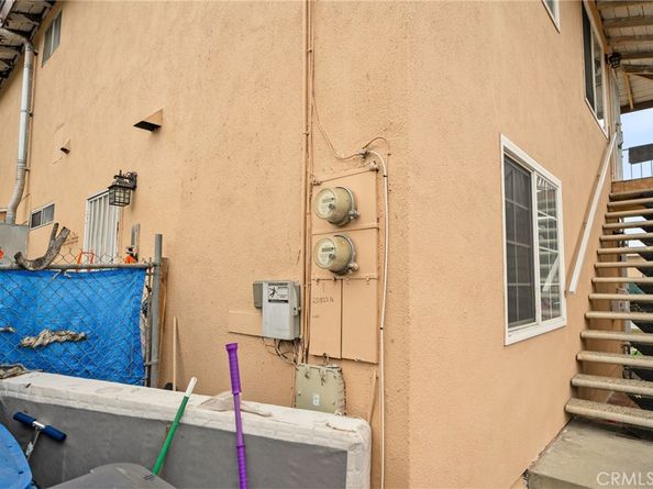 20822 Roseton Avenue, Lakewood CA 90715