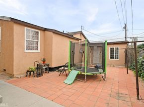 20822 Roseton Avenue, Lakewood CA 90715