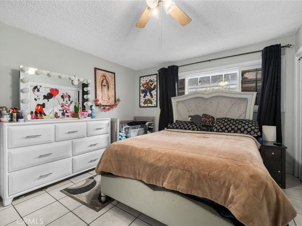 20822 Roseton Avenue, Lakewood CA 90715