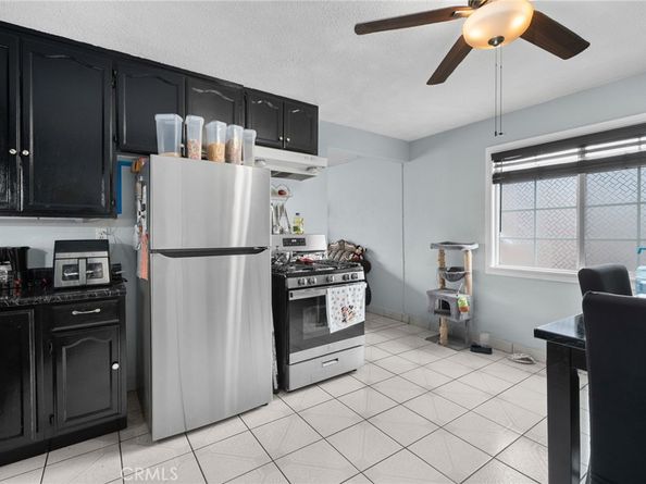 20822 Roseton Avenue, Lakewood CA 90715