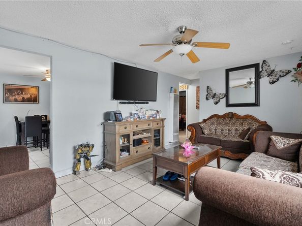 20822 Roseton Avenue, Lakewood CA 90715