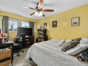 20822 Roseton Avenue, Lakewood CA 90715