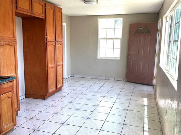 20822 Roseton Avenue, Lakewood CA 90715