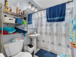 20822 Roseton Avenue, Lakewood CA 90715