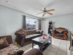 20822 Roseton Avenue, Lakewood CA 90715