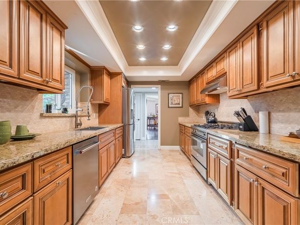 2333 N Coronet Court, Covina CA 91724