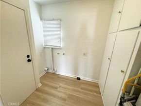 8712 S 11th Avenue, Inglewood CA 90305