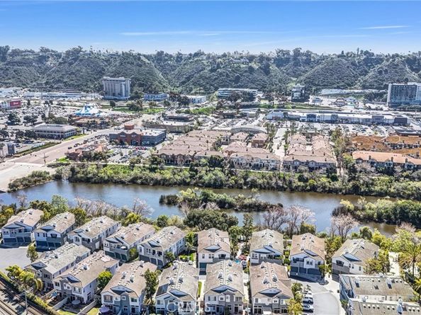 7673 Hazard Center Drive, San Diego CA 92108