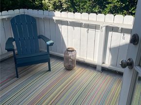 1960 E Villa Street, Pasadena CA 91107