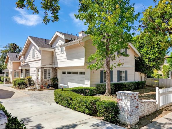 1960 E Villa Street, Pasadena CA 91107