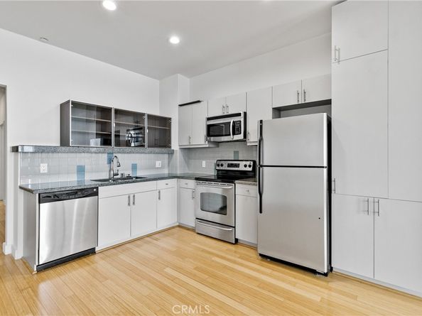 3810 Wilshire Boulevard 2002, Los Angeles CA 90010