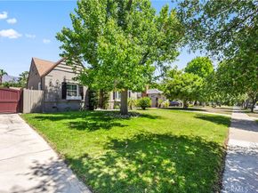 2205 Las Lunas Street, Pasadena CA 91107