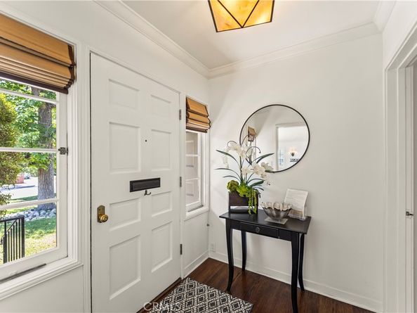 2205 Las Lunas Street, Pasadena CA 91107